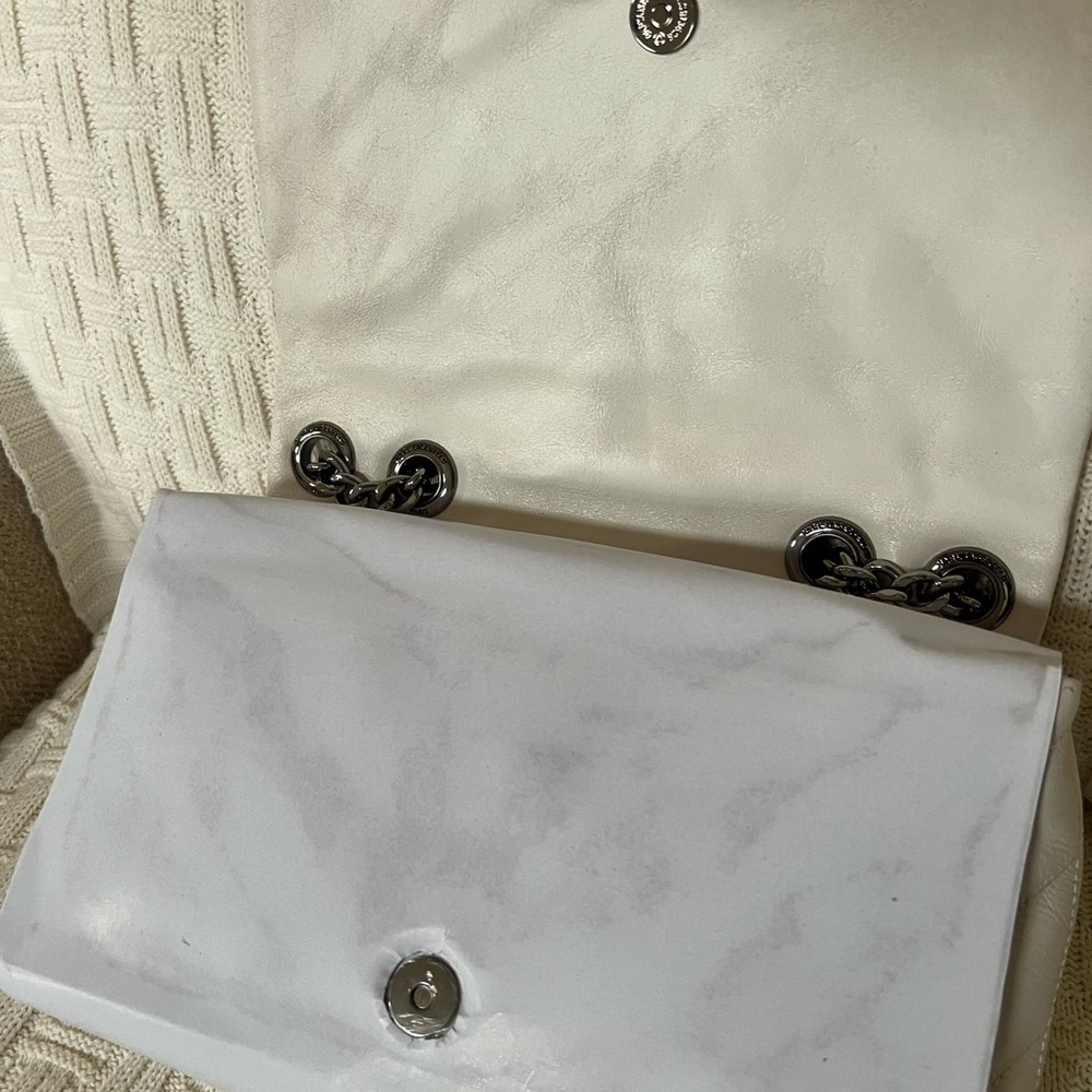 NWT Karl Lagerfield shoulder/crossbody in Ivory - Picture 3 of 6